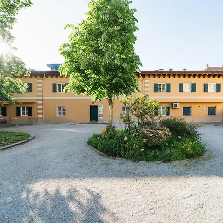 Golden Flat By Grazrentals Terrace & Garden View & Free Parking