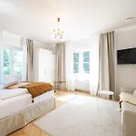 아파트 Golden Flat By Grazrentals Terrace & Garden View & Free Parking 그라츠
