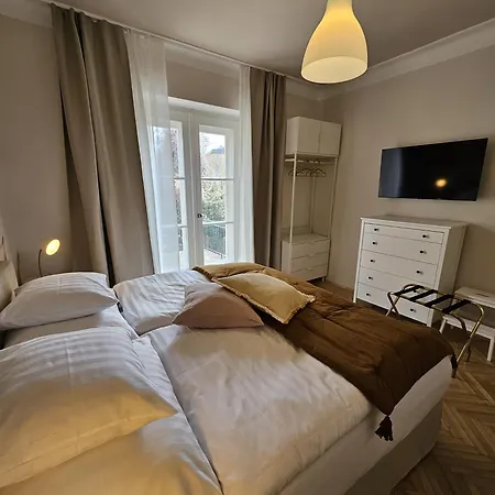 Golden Flat By Grazrentals With Parkview - Brandnew & Free Parking Graz