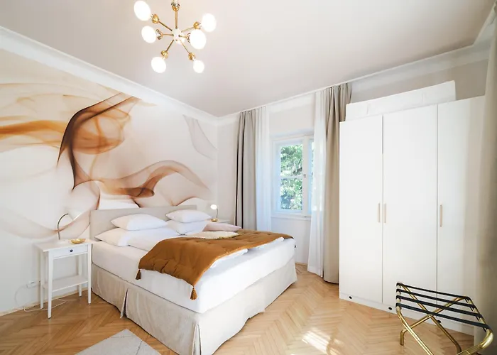 Golden Flat By Grazrentals Terrace & Garden View & Free Parking Graz