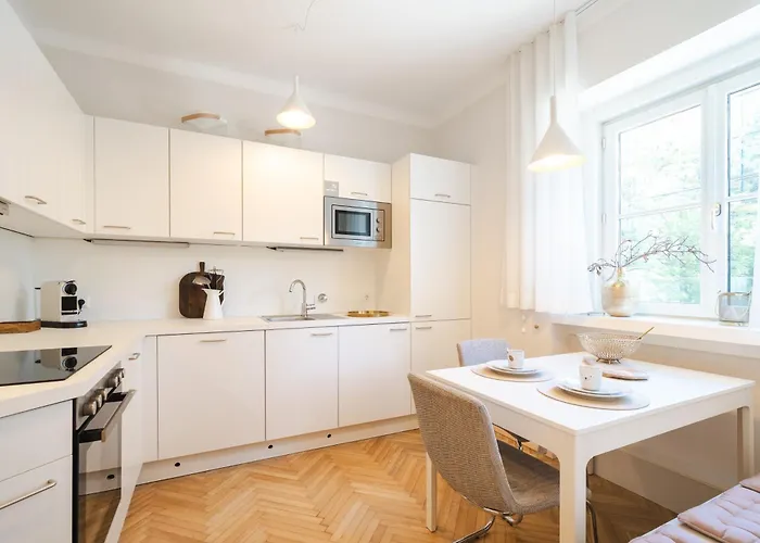 Apartman Golden Flat By Grazrentals With Parkview - Brandnew & Free Parking *